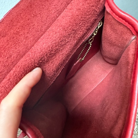 Red Vintage Coach Crossbody - Picture 7 of 9